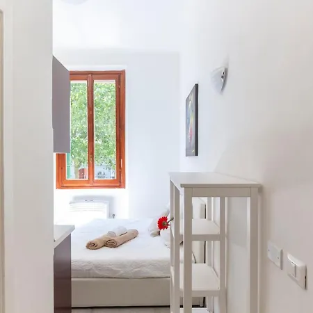 Alessia's Flat - Certosa * מילאנו
